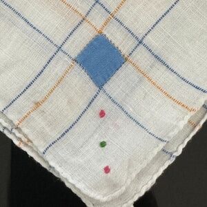 VINTAGE EMBROIDERED LINEN HANDKERCHIEF red, blue, yellow DETAIL 9.5" x 9.5"